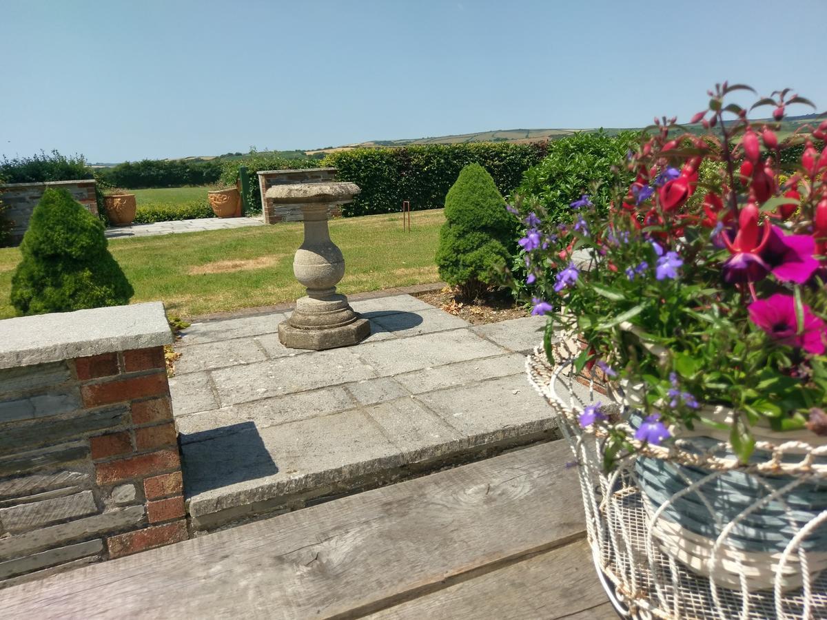 Brookfields Bed & Breakfast Wadebridge Exterior photo